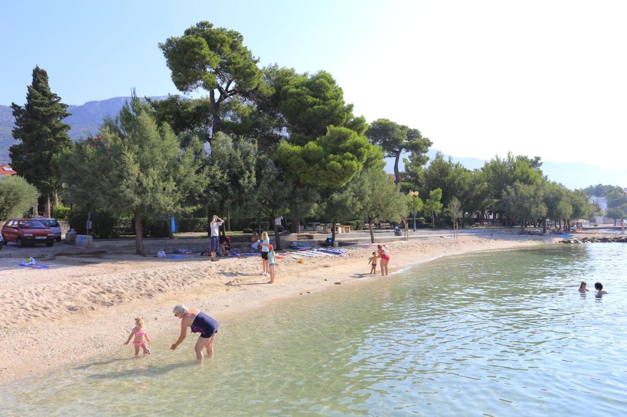 Apartments By The Sea Kastel Kambelovac, Kastela - 8679 מראה חיצוני תמונה