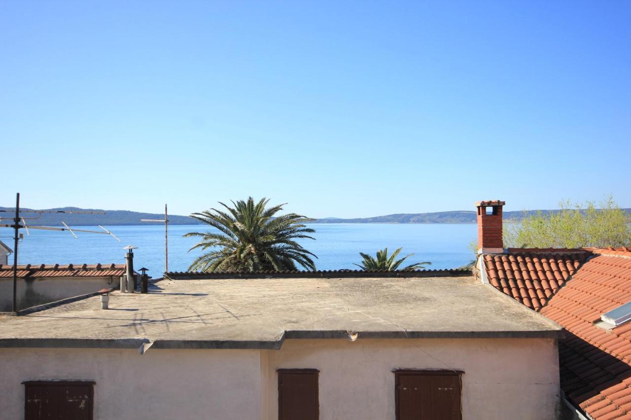 Apartments By The Sea Kastel Kambelovac, Kastela - 8679 מראה חיצוני תמונה