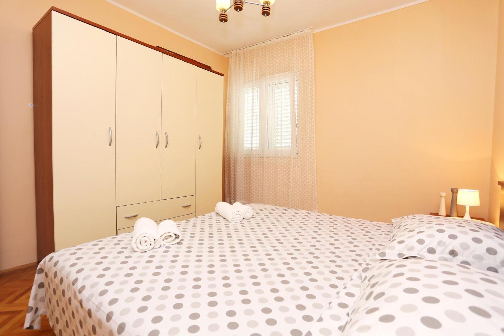Apartments By The Sea Kastel Kambelovac, Kastela - 8679 חדר תמונה