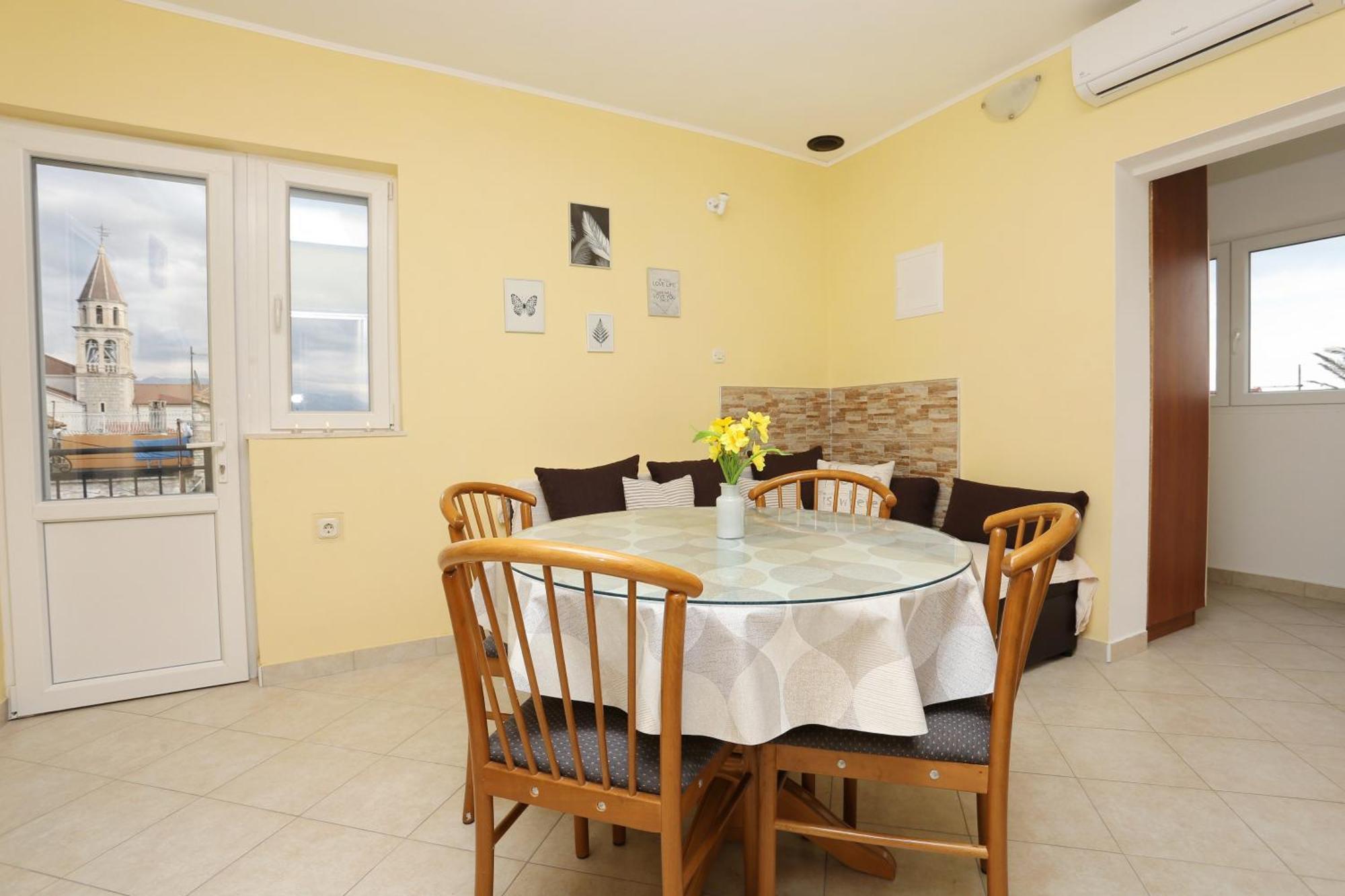 Apartments By The Sea Kastel Kambelovac, Kastela - 8679 חדר תמונה