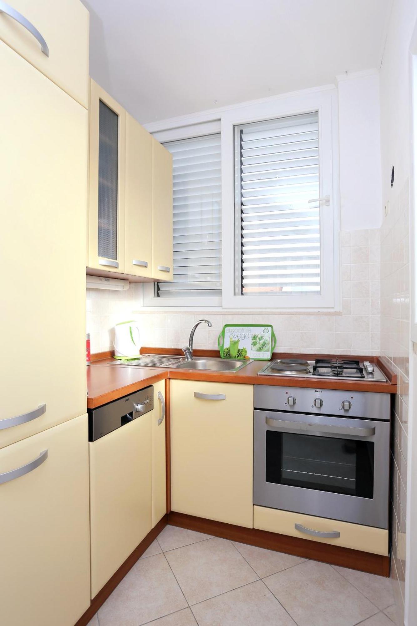 Apartments By The Sea Kastel Kambelovac, Kastela - 8679 חדר תמונה