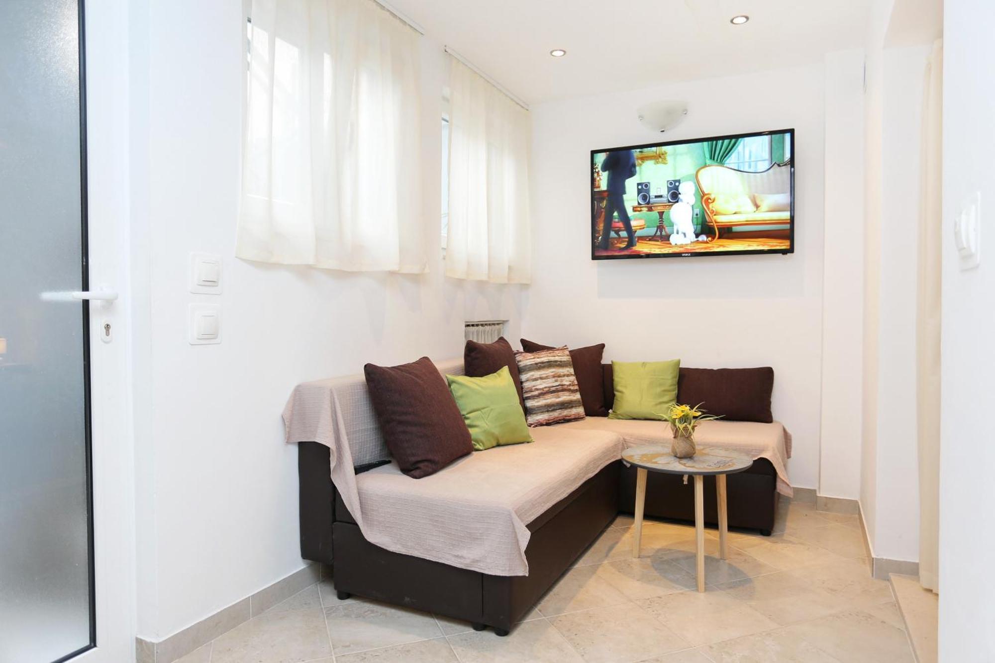 Apartments By The Sea Kastel Kambelovac, Kastela - 8679 חדר תמונה
